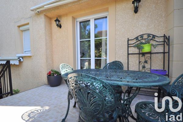 Maison traditionnelle 7 pièces de 155 m² à Massy (91300)