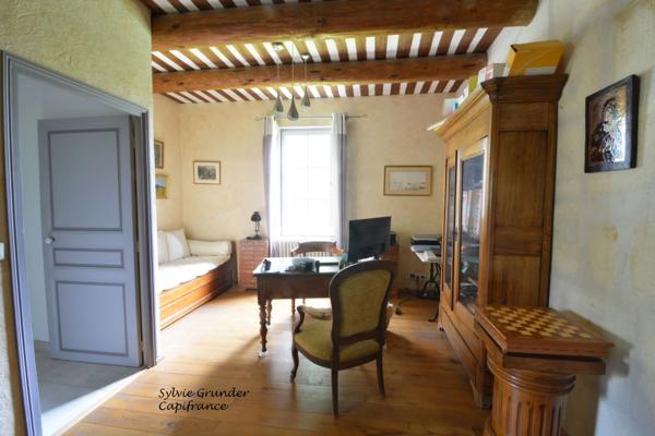 Propriete à vendre 7 pièces RAPHELE LES ARLES (13) 240m² évolutif sur 3300 m² avec piscine