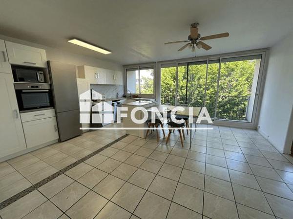 Location Appartement 3 pièces 74.8 m² - 52 SQUARE NORMANDIE NIEMEN Le Mee Sur Seine 77350