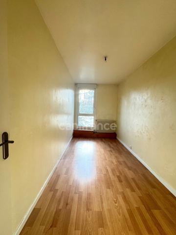 Appartement à vendre, 5 pièces de 105,74 m² avec une terrasse d'environ 18 m2, pour une famille qui aime l'espace ou pour un bel investissement locatif