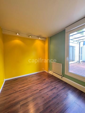 Appartement à vendre, 5 pièces de 105,74 m² avec une terrasse d'environ 18 m2, pour une famille qui aime l'espace ou pour un bel investissement locatif