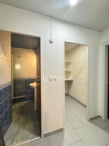 Appartement à vendre, 5 pièces de 105,74 m² avec une terrasse d'environ 18 m2, pour une famille qui aime l'espace ou pour un bel investissement locatif