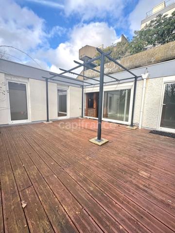 Appartement à vendre, 5 pièces de 105,74 m² avec une terrasse d'environ 18 m2, pour une famille qui aime l'espace ou pour un bel investissement locatif