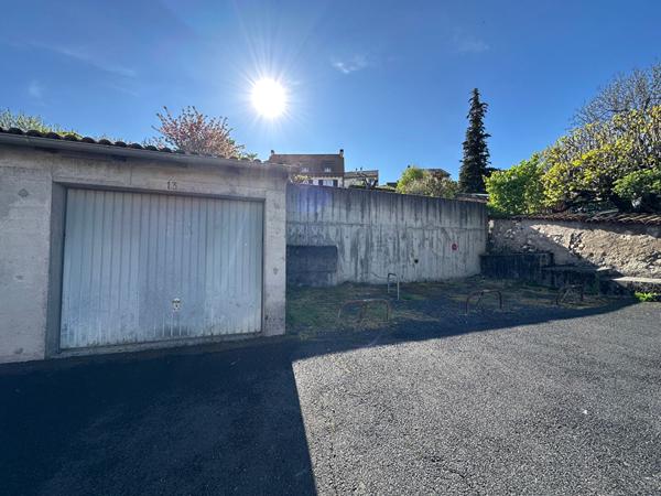 Achat parking / box Aurillac - 10 500 €