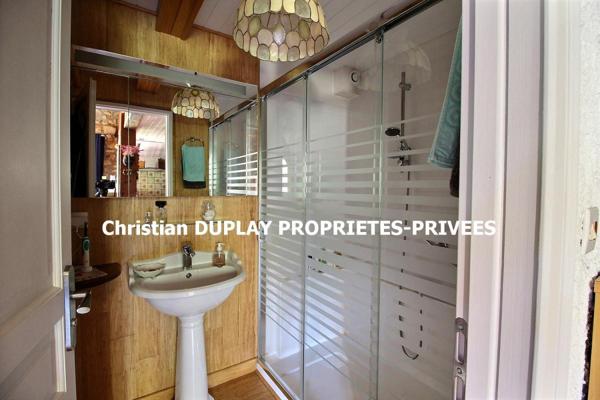 A 8 km de Riotord 43220 secteur Clavas ferme rénovée de 189m² + dépendances sur 5310m² de terrain attenant et 8920m² de terrain non attenant avec ruisseaume 189m² habitables 4 chambres