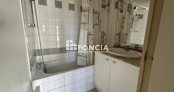 Location Appartement 2 pièces 39 m² - Monteux 84170