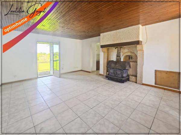 Maison à vendre Souvigny 46 m² 2 chambres combles aménageables terrain 117 m² proche Moulins