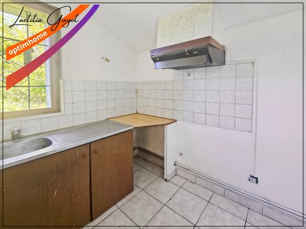 Maison à vendre Souvigny 46 m² 2 chambres combles aménageables terrain 117 m² proche Moulins