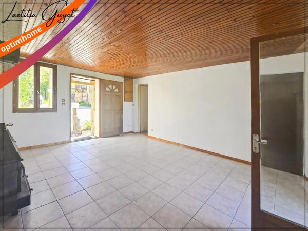 Maison à vendre Souvigny 46 m² 2 chambres combles aménageables terrain 117 m² proche Moulins