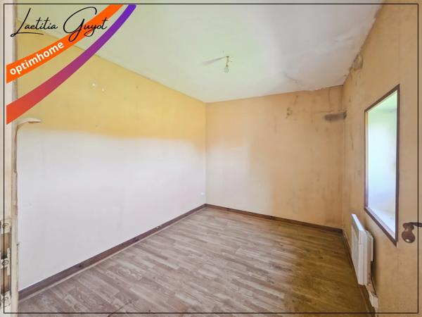 Maison à vendre Souvigny 46 m² 2 chambres combles aménageables terrain 117 m² proche Moulins