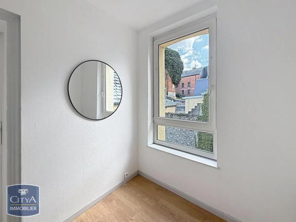 Appartement à louer 3 pièces 89.26m² Avesnes-sur-Helpe (59440)