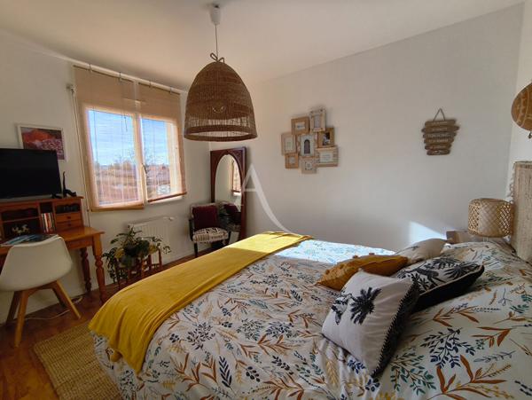 Maison Lescar 5 chambres ,3 sdb/sde,double garage