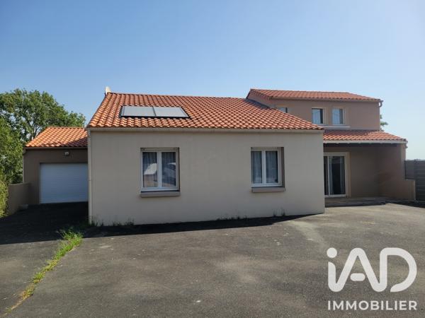 Maison à vendre 6 pièces 191 m² Réaumur