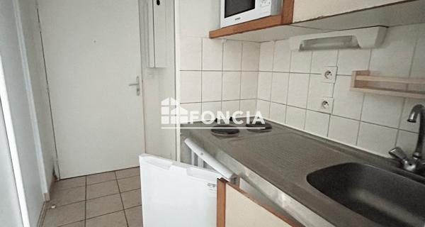 Location Appartement meublé 2 pièces 28.5 m² - Saint-étienne 42000