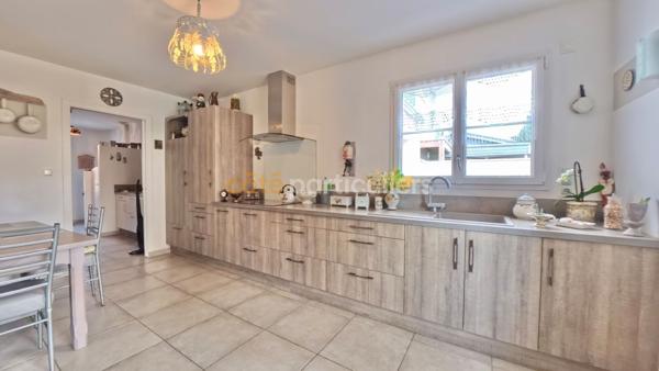 Vente Maison131 m² - 5 Pièces - BRETIGNOLLES SUR MER (85470)