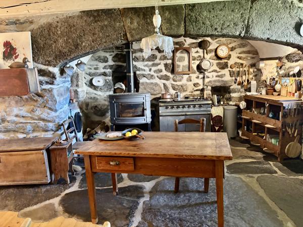 Immobilier Les Estables (43150) – Ferme 115m2 – 345 000 €