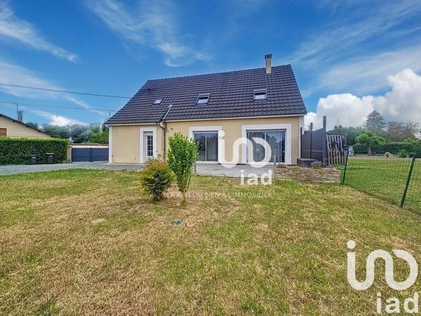 Pavillon 7 pièces de 165 m² à Mehun-sur-Yèvre (18500)