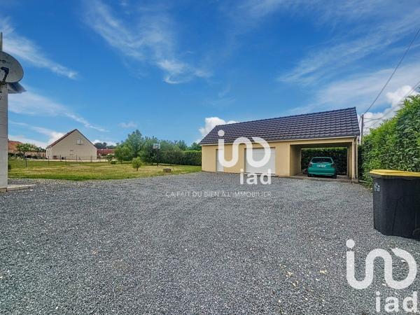 Pavillon 7 pièces de 165 m² à Mehun-sur-Yèvre (18500)