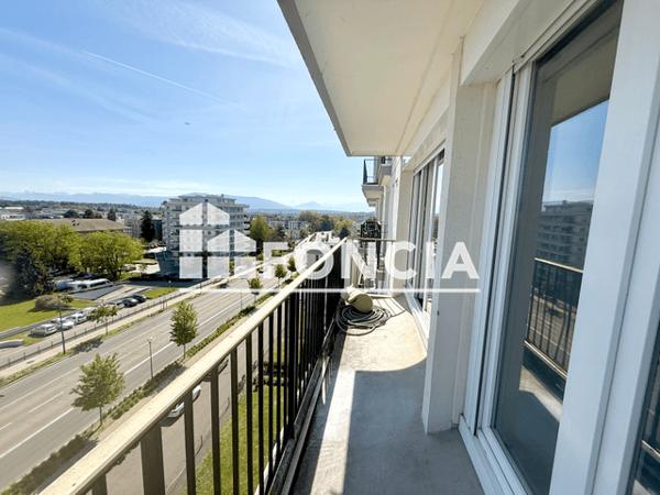 Location Appartement 4 pièces 75.84 m² - 51 AVENUE DU JURA Ferney - Voltaire 01210