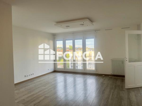 Location Appartement 4 pièces 75.84 m² - 51 AVENUE DU JURA Ferney - Voltaire 01210