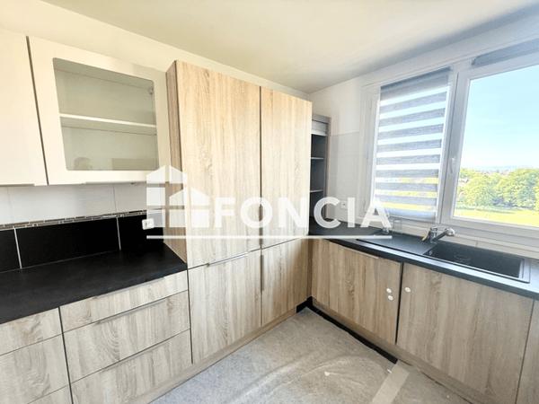 Location Appartement 4 pièces 75.84 m² - 51 AVENUE DU JURA Ferney - Voltaire 01210