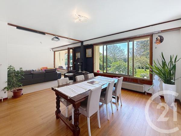 Maison à vendre  8 pièces - 215 m2 ST GERMAIN DU PLAIN - 71