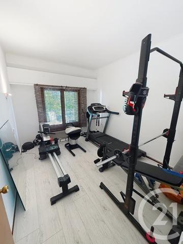 Maison à vendre  8 pièces - 215 m2 ST GERMAIN DU PLAIN - 71