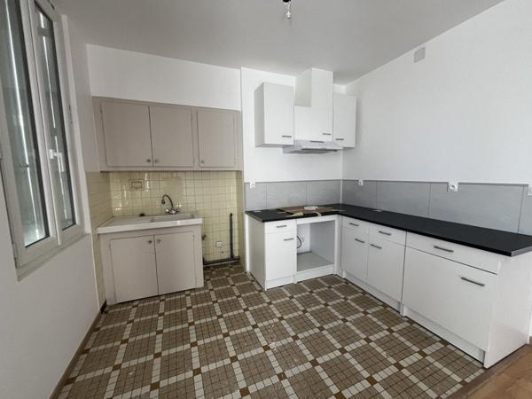 Appartement à louer 580 € CC Graulhet 2 p 55 m² DPE D