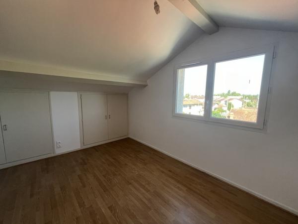 Appartement à louer 580 € CC Graulhet 2 p 55 m² DPE D