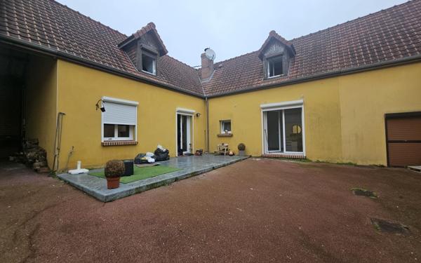 Maison à louer    4 pièces •  Surcamps