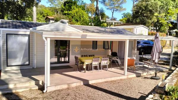Vente                                                      Terrain
                        
                                                            à Fréjus