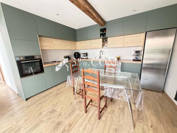 Maison
                                                                                                                                                                                                                                                                                                                        5 pièce(s)                                                                                                                                                                                                          4 chambre(s)                                                                                                                                                                                                          140  m²
