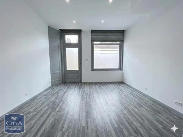 Local professionnel à louer 16m²