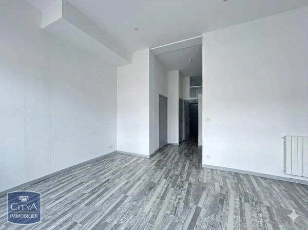 Local professionnel à louer 16m²