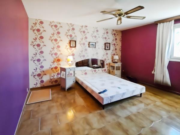 Pont-Saint-Esprit (30130) MAISON 108 m² 3/4 CHAMBRES AVEC GARAGE