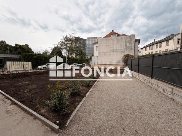 Location Appartement 4 pièces 90.35 m² - 17 RUE DU GENERAL UHRICH Strasbourg 67000