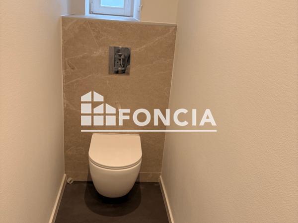 Location Appartement 4 pièces 90.35 m² - 17 RUE DU GENERAL UHRICH Strasbourg 67000