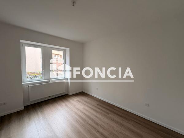 Location Appartement 4 pièces 90.35 m² - 17 RUE DU GENERAL UHRICH Strasbourg 67000