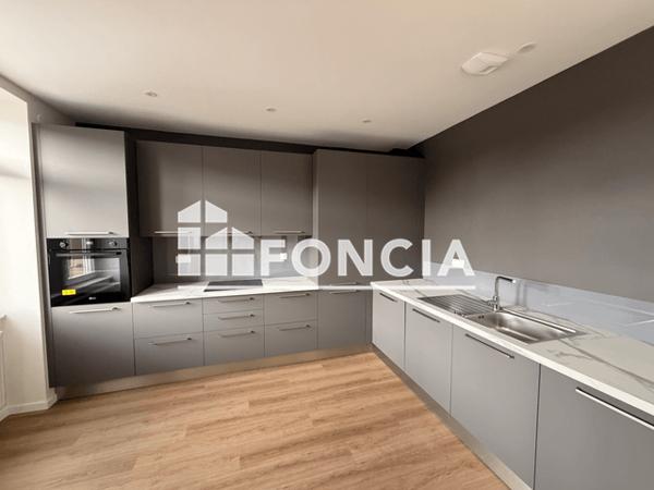 Location Appartement 4 pièces 90.35 m² - 17 RUE DU GENERAL UHRICH Strasbourg 67000