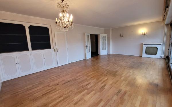 Appartement à vendre    2 pièces • 90,78 m2 La Varenne - Saint-Maur-des-Fossés