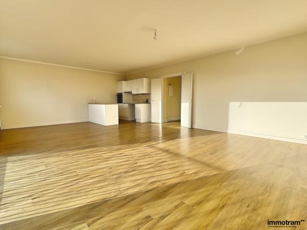 Vente Appartement 86m 2 - 2 chambre(s) - Marcq en Baroeul, Croisé Laroche • Réf. VA26733