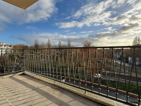 Vente Appartement 86m 2 - 2 chambre(s) - Marcq en Baroeul, Croisé Laroche • Réf. VA26733
