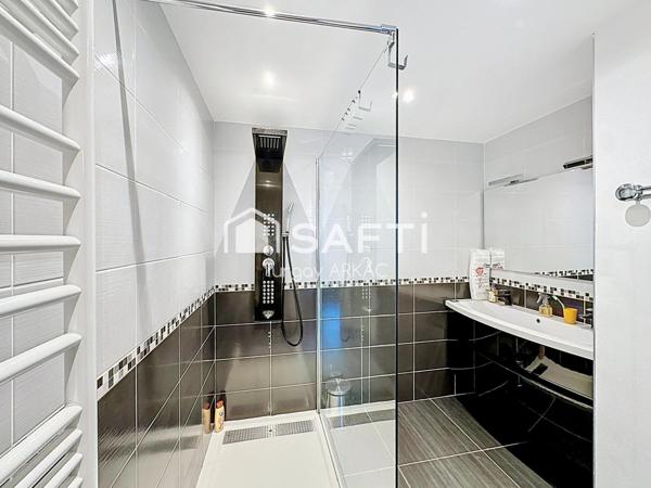 grand T2 rénové, lumineux et clé en main