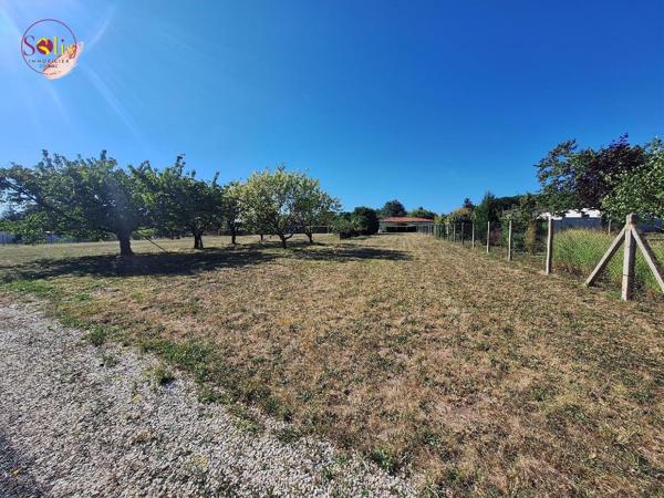 TERRAIN SUR SALIGNAC CHARENTE Venez découvrir ce ...