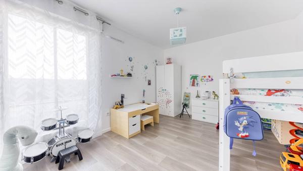Appartement Roissy En Brie 4 pièce(s) 83.2 m2