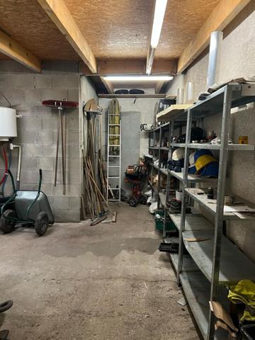 Location local commercial Vaulx-en-Velin - 80 m² - 900 €/mois