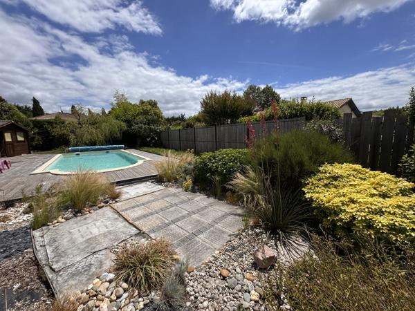 GRADIGNAN – MAISON FAMILIALE AVEC PISCINE ET LOGEMENT INDÉPENDANT – ENVIRON 170 M² HABITABLES