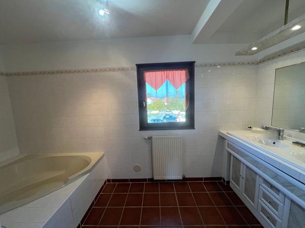 Maison 7 pièces 168.5 m2
