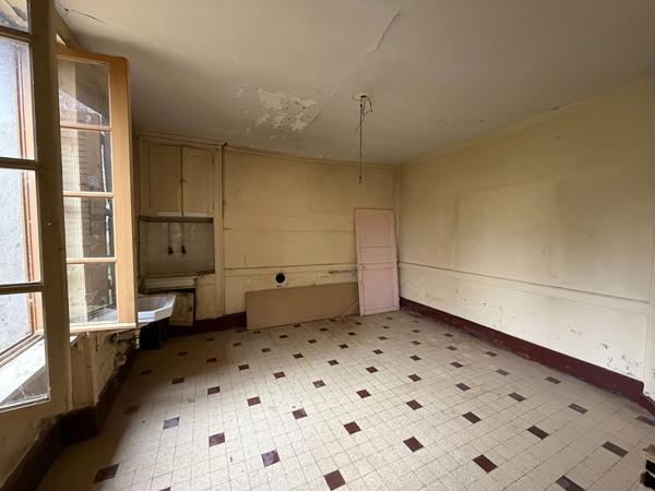 Maison 10 pièces 103.6 m2