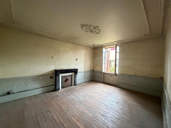 Maison 10 pièces 103.6 m2
